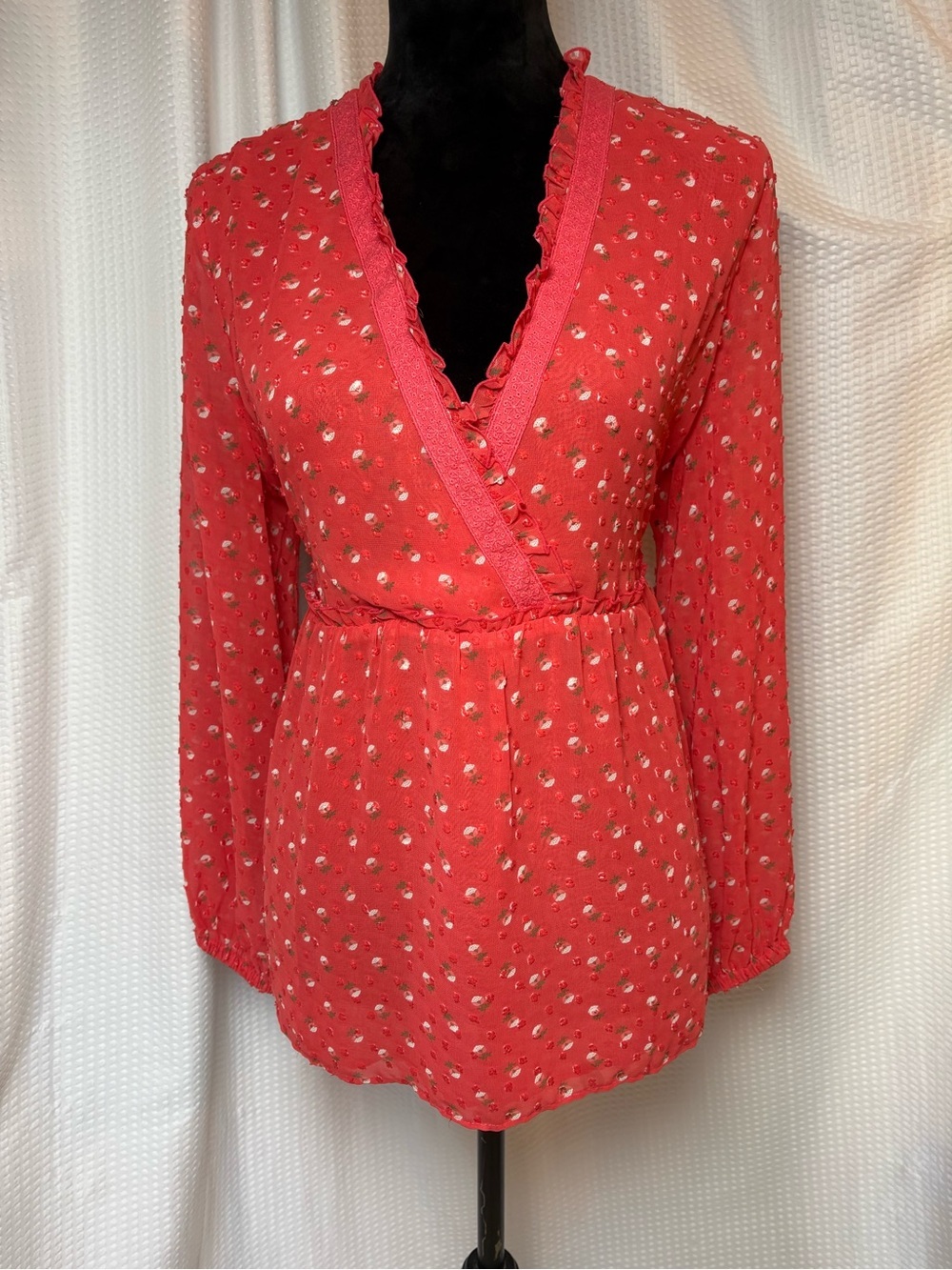 Matilda Jane “Must Be Love” Floral Print Cross-over V-neck Blouse Ruffles Size L